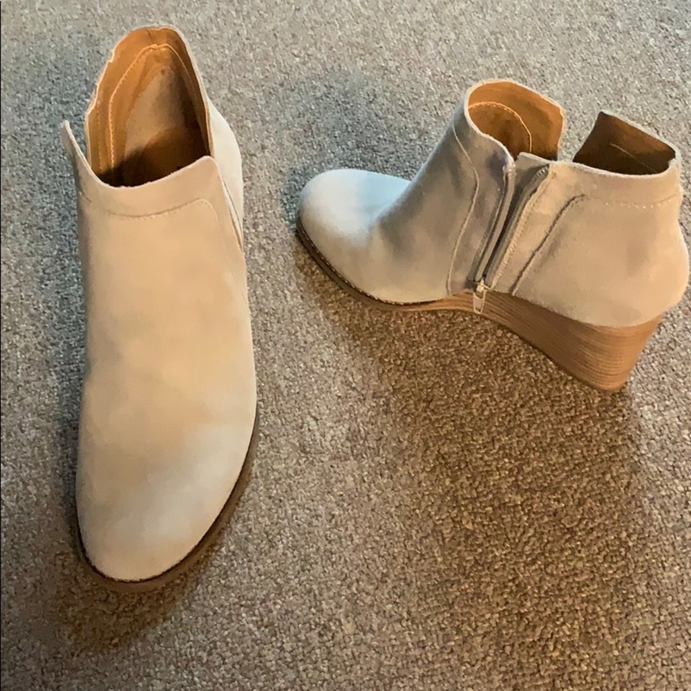 Lucky brand yabba ankle boot